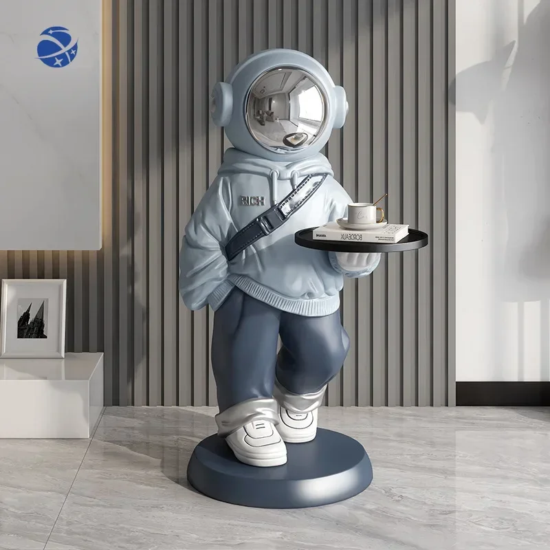 Creative Home Living Room Large Landing Decorations Housewarming Gifts Astronaut 3D Tray Decoration