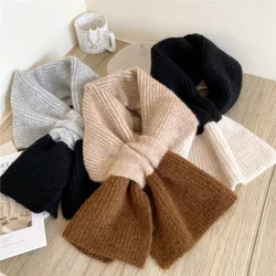 Women's Two-color Cross Scarf Muffler Long Autumn Winter Knitted Warm Shawl Decoration Student Fashion Couple Neckerchief Muffle