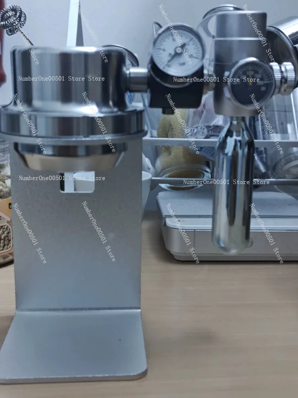 Portable Pneumatic Espresso Maker  Manual Coffee Machine for Camping Travel No Electricity