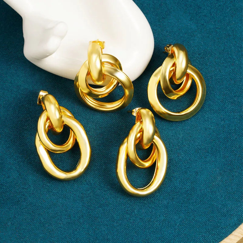 3D Geometric Earrings Women's 24K Gold AU999 - Sharp geometric shape, layered 3D design, women's 24K gold style