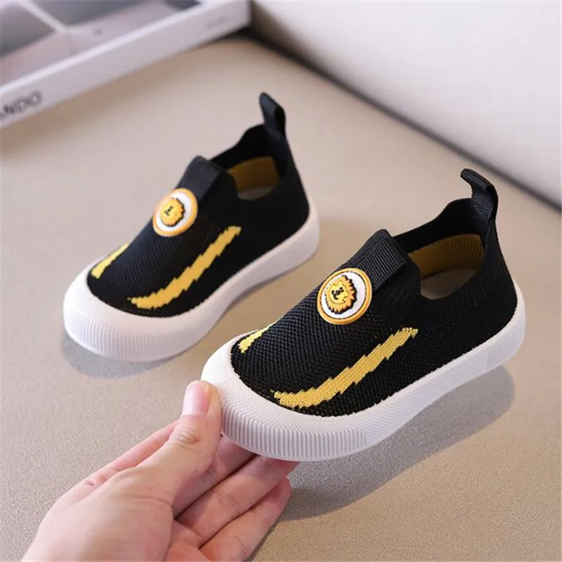 Infant Toddler Shoes Spring Girls Boys Casual Shoes Comfortable Baby Kids Shoes Non-slip Soft Bottom Stitching Color Sneakers