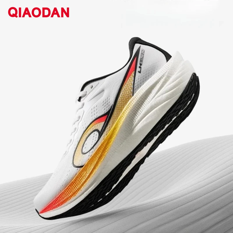 QIAODAN LH600 احذية الجري رجل 2025 وسادة تنفس خفيفة الوزن سميكة سوليد Snti-slip أحذية تدريب QXB023253213R