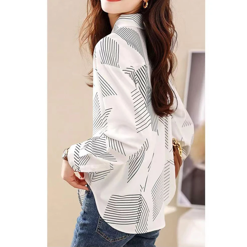 Women's Korean Fashion Geometric Striped Print Button Up Shirt Office Lady Elegant Business Casual Blouse Long Sleeve Loose Tops