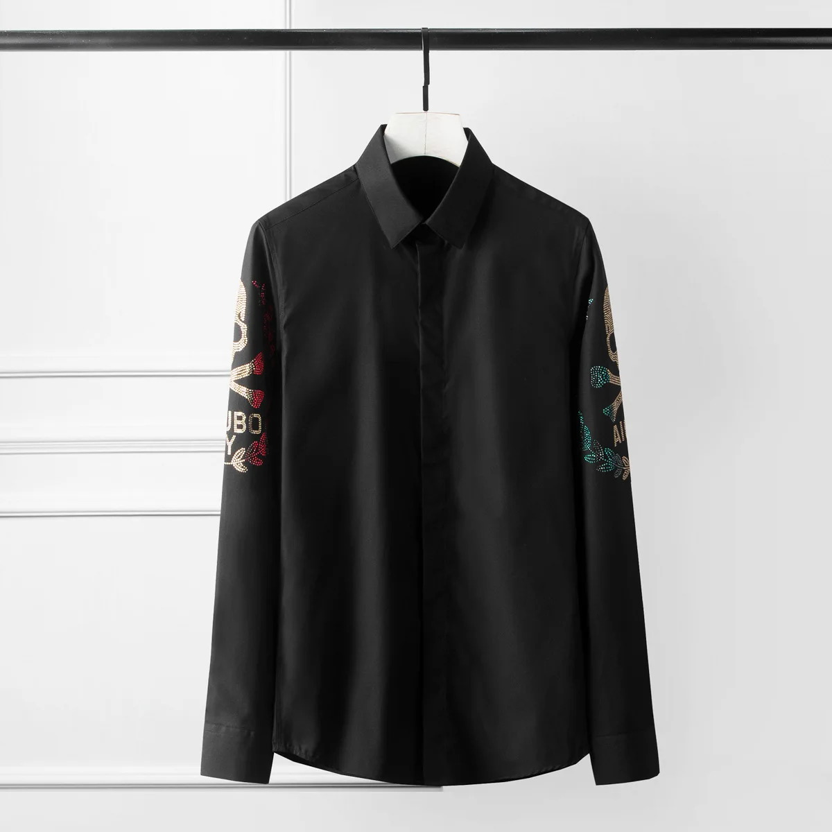 Vintage Rhinestone Skull Long Sleeved Shirt for Men Casual Business Shirt Streetwear Social Banquets Stage Performances Costumes