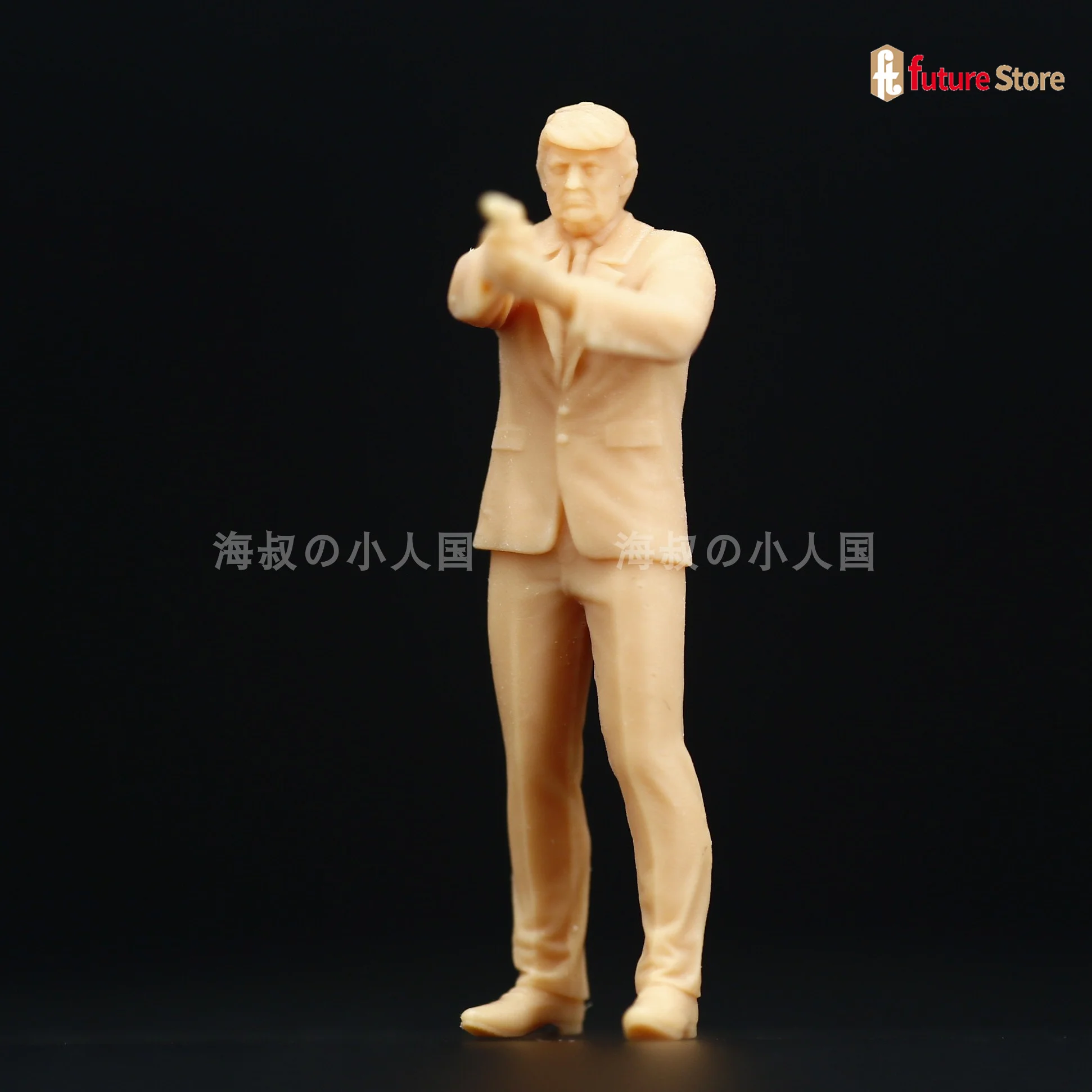 1/87 1/64 1/43 A114 Trump Miniatures Male hold gun Figures Diorama Sand Table Scene Props Creative Photograph Model Decoration