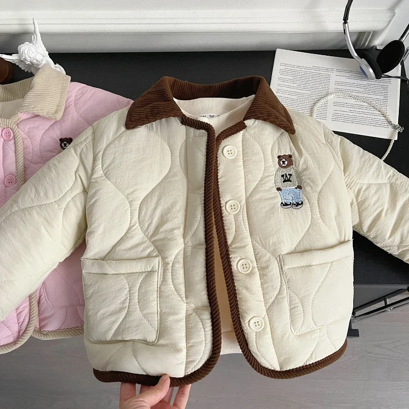 Cappotto per bambini inverno nuova versione coreana di ragazze cappotto imbottito ricamato con risvolto cappotto piccolo vestiti invernali per