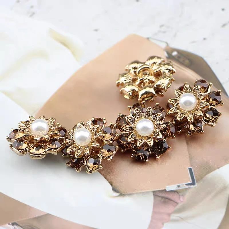 FCXDG Super Beautiful Crystal Buttons for Clothing 20mm Fur Coat Button Sewing Supplies Women's Clothing Dress Decorative Button