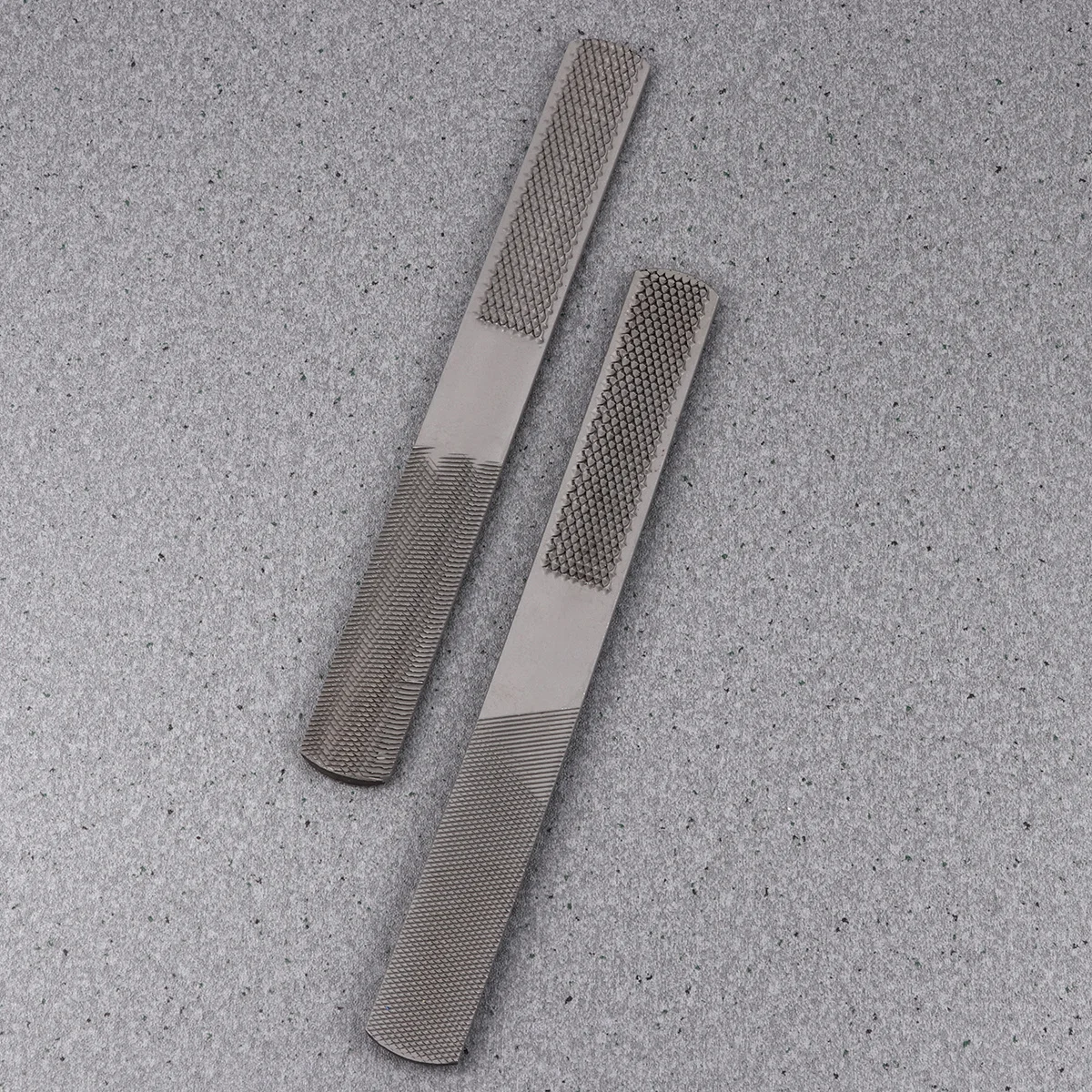 

2Pcs Woodworking File Carbon Steel Rasp 4 Coarse Multipurpose Tool Hand Wood Carving Shaping Polishing Carpenter Tool