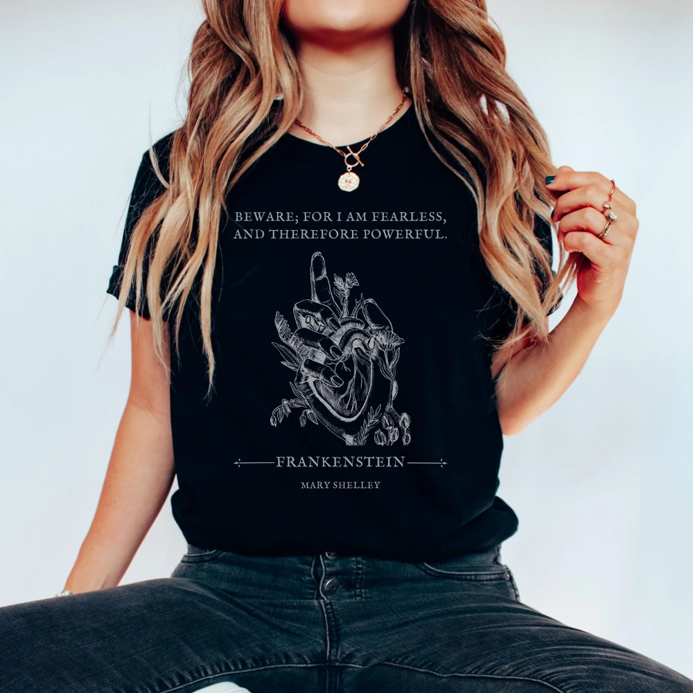 Frankenstein Zitat Shirt Dark Academia Lese-T-Shirt Gothic Lese-T-Shirt Bücherwurm Tee Geschenk für Sie Buchliebhaber Merch – Detail 8