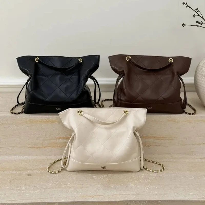 

2025 Spring Summer Square Shoulder Bag, Women's Trendy Crossbody Purse, Chic Day to Night Tote, Casual Sling Bag, Minimalist