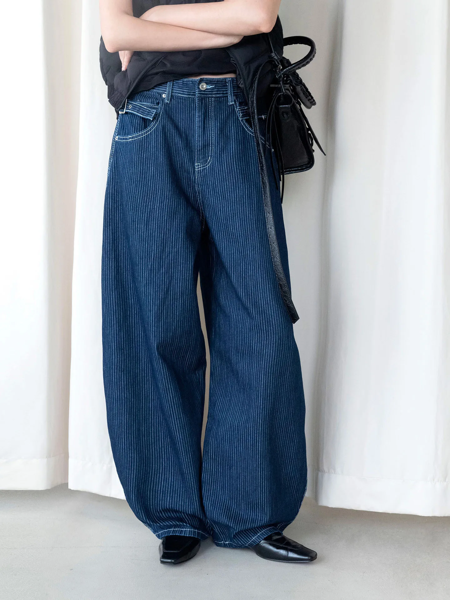 Autumn and winter new American retro high waisted metal buckle wide leg jeans for commuting fashionable long pants for women