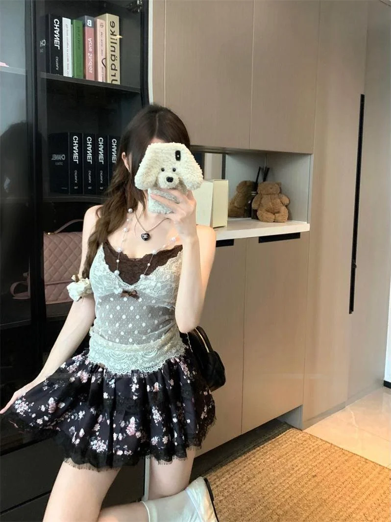 

Sweet And Spicy Lace Patchwork Halterneck Vest And Skirt Set Women's Summer 2026 New Style High Waist Knot Fashion Set