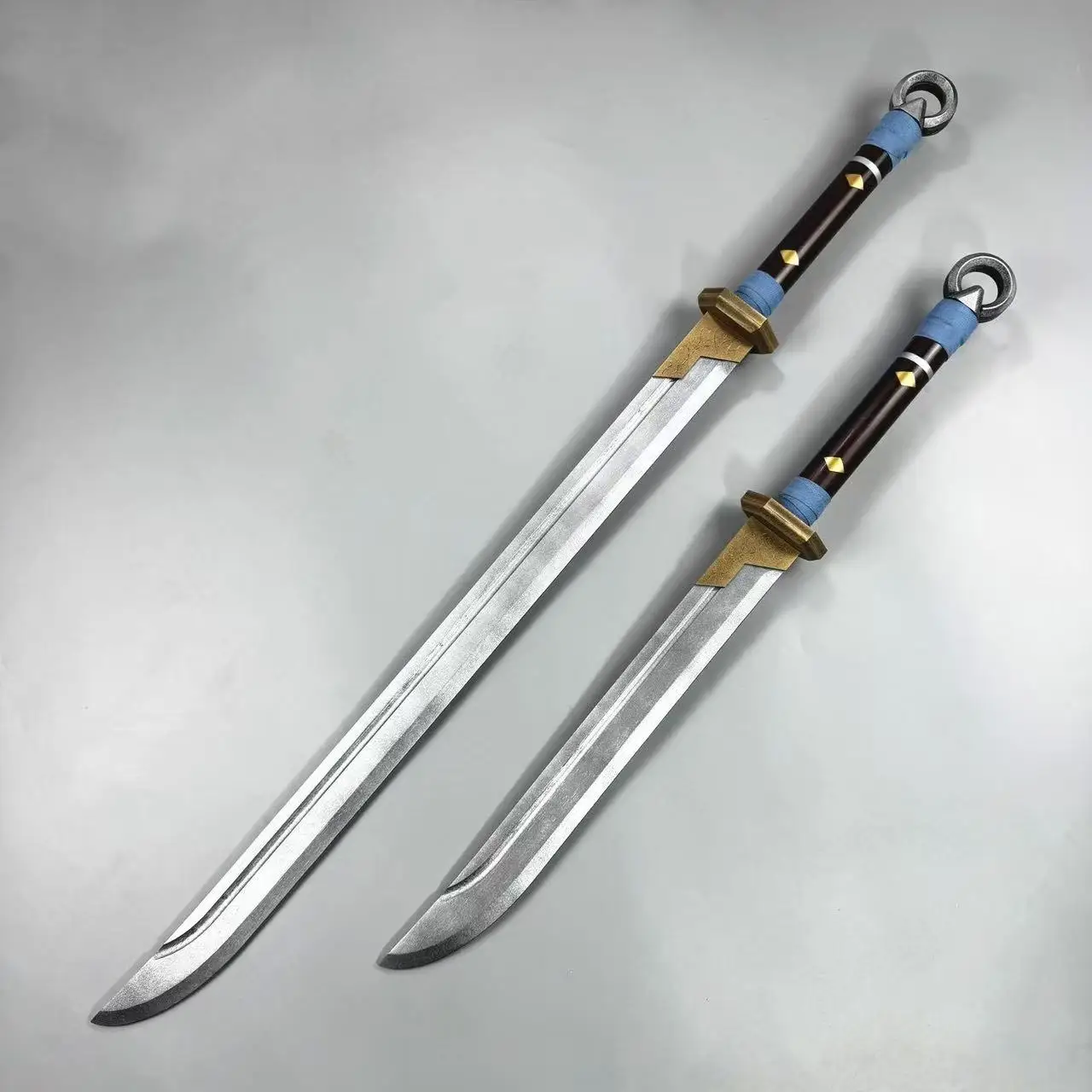 Drie uur 's ochtends Zwaardwapens Spel waar de winden samenkomen Cosplay Prop Halloween Kerst Fancy Party Kostuumaccessoires