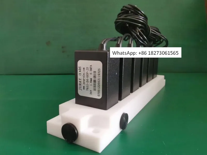 

Ju Rui six way valve solenoid valve base 7611-24-UEF-JD 0.2MPa