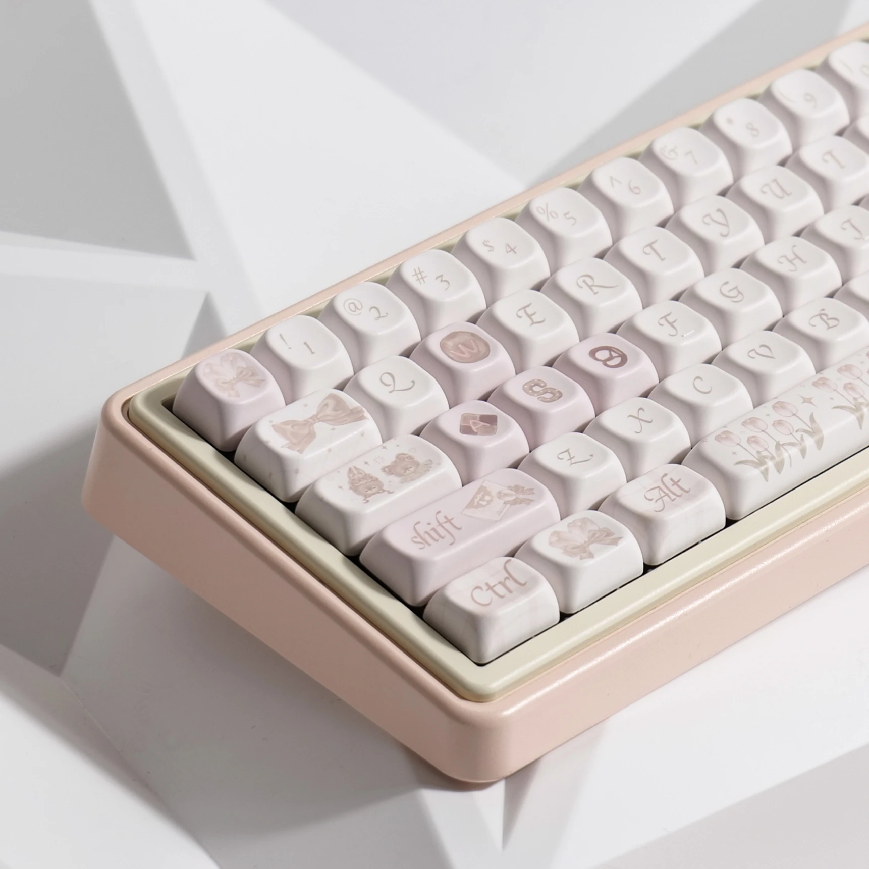 

Spring tea party keycap girl simple and cute PBT five-sided hot sublimation F75 K99 F99 XOA FOA MDA