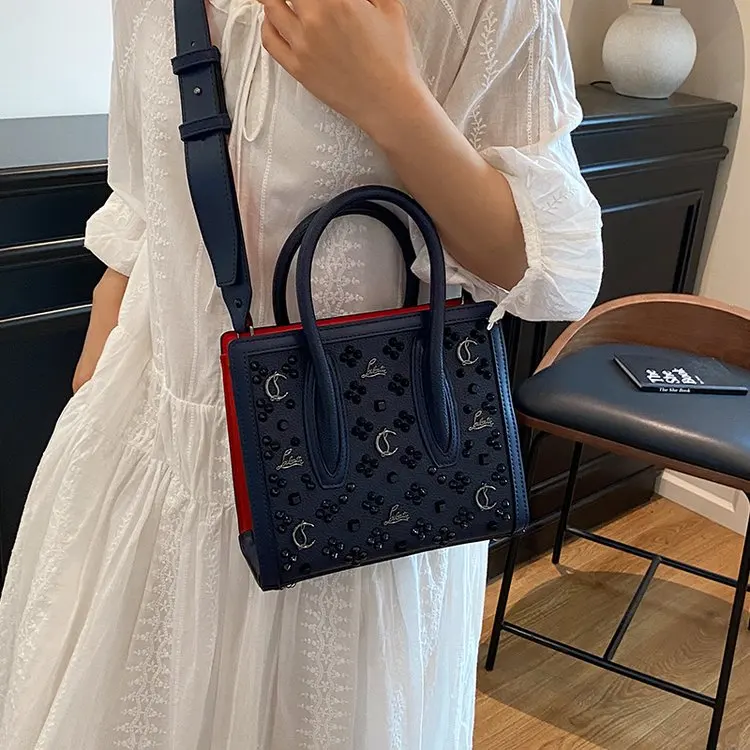 

Casual Summer Tote Bag for Women,Large Capacity Shoulder Crossbody Purse,Trendy Vacation Essential, New 2026 Lightweight Handbag