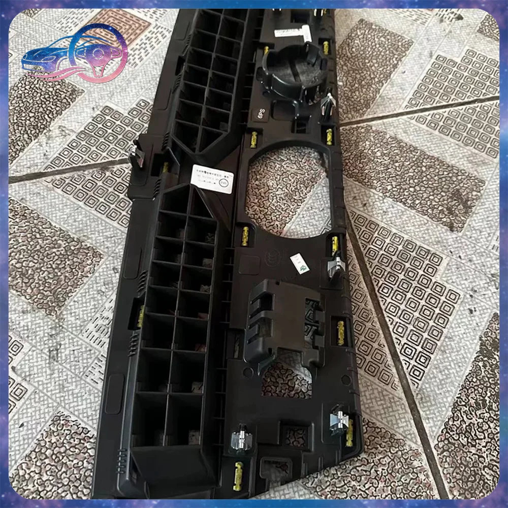 

Brand New Genuine Dashboard Speaker Grille Bracket for Audi A6L C8 / C8 PA