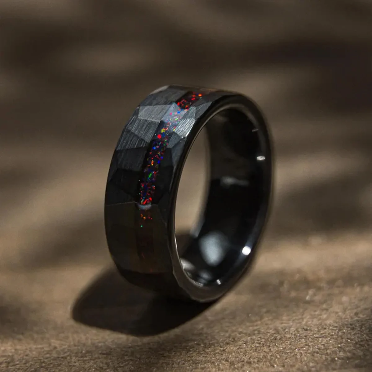 8MM Schwarze Wolframcarbid-Ringe für Herren Modeschmuck Herren-Eheringe mit Eingelegtem Rotem Opal Verlobungsringe Edle Geschenke Anillos – Detail 7