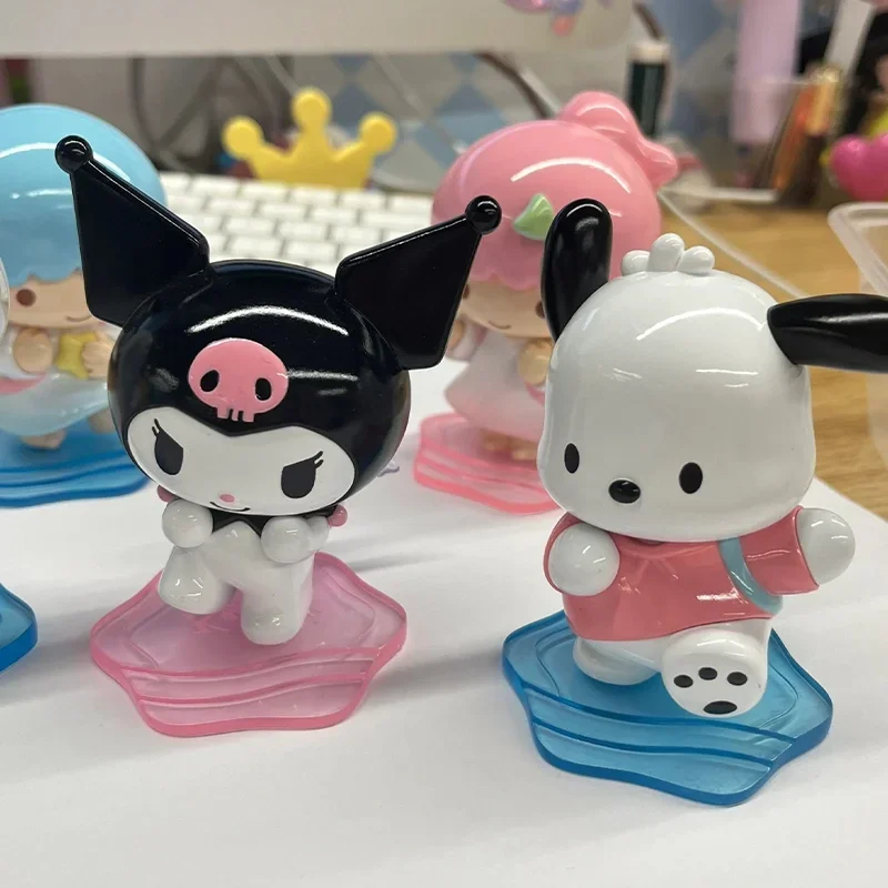 Sanrio Characters Blind Box Back Buddy Series Kulomi Melody Pudding Pacha Dog Cute Trendy Figure Mysterious Gift Decoration Toy