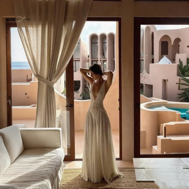 Bohemian Deep V-Neck Chiffon Long Dress For Women's Wedding Guests And Parties Long Flowing Dress With Grid Design In The Middle