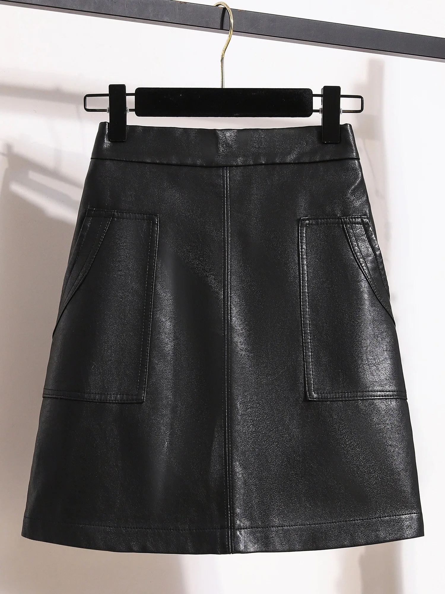 تنورة جلدية عالية الخصر على شكل حرف A للنساء بمقاسات كبيرة، ملابس خارجية عصرية، تنورة مشي عصرية مضادة للضوء #2