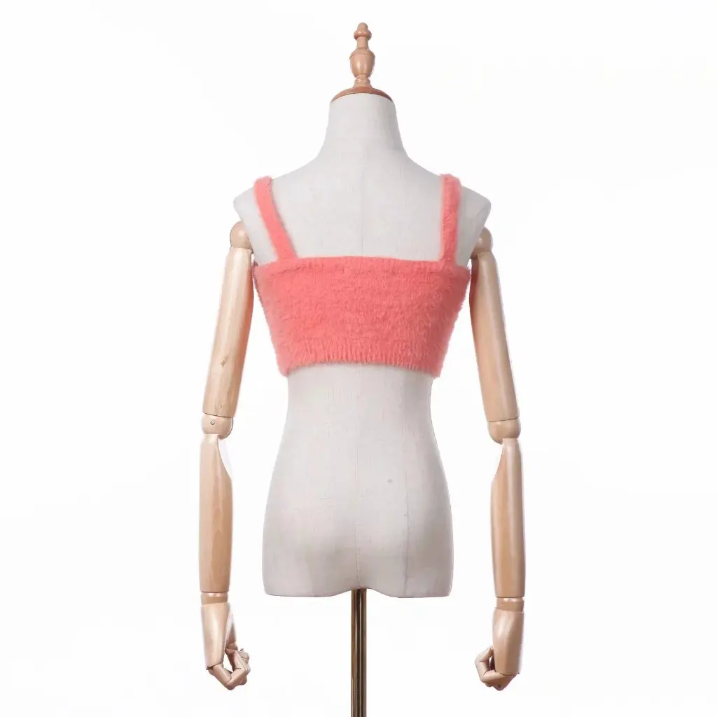 

Winter Women's Slim-Fit Vest European And American Style U-Neck Short Plush Base Layer for Fashionable Outerwear