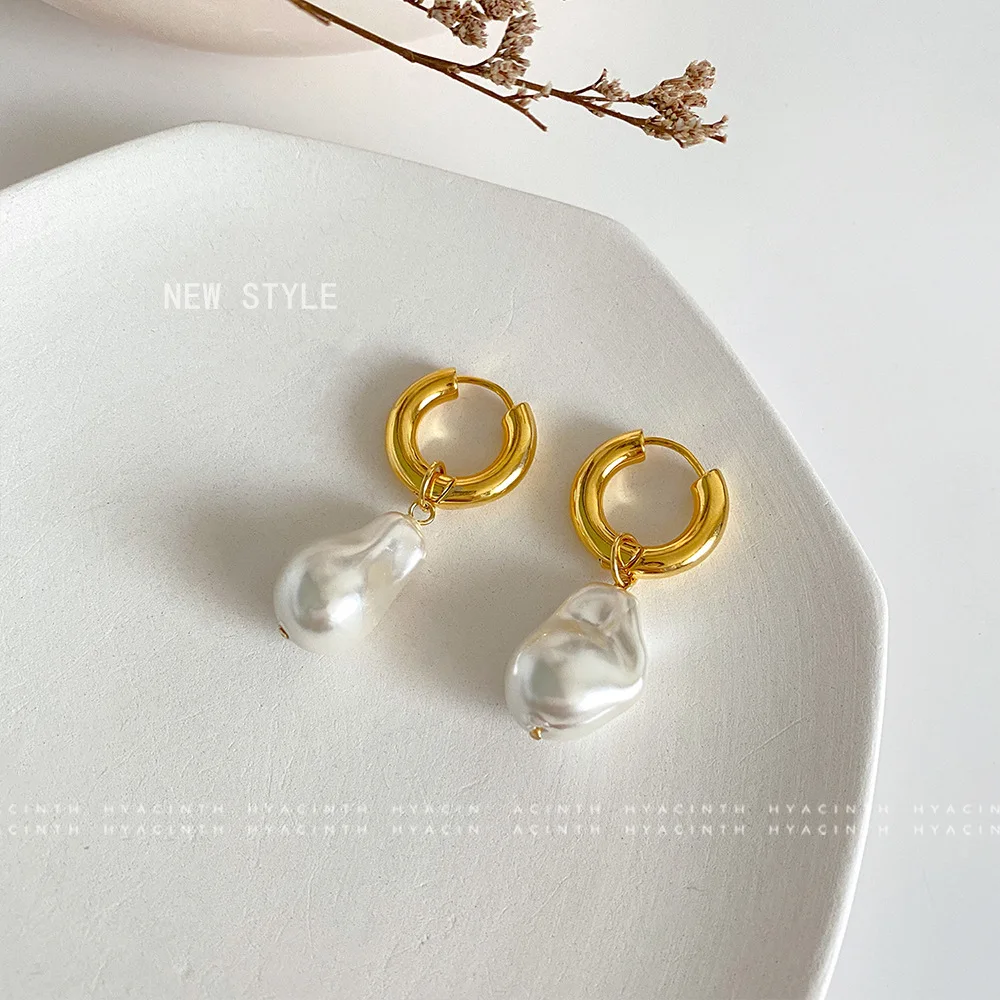 Pendientes colgantes circulares para mujer, aretes de perlas de Barroco Vintage, Color dorado, clip redondo, temperamento, joyería elegante, regalo