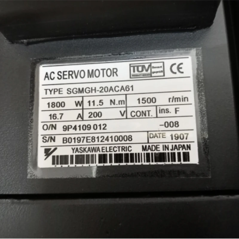 محرك سيرفو جديد في الصندوق Yaskawa SGMGH-20ACA61 متوفر في المخزون
