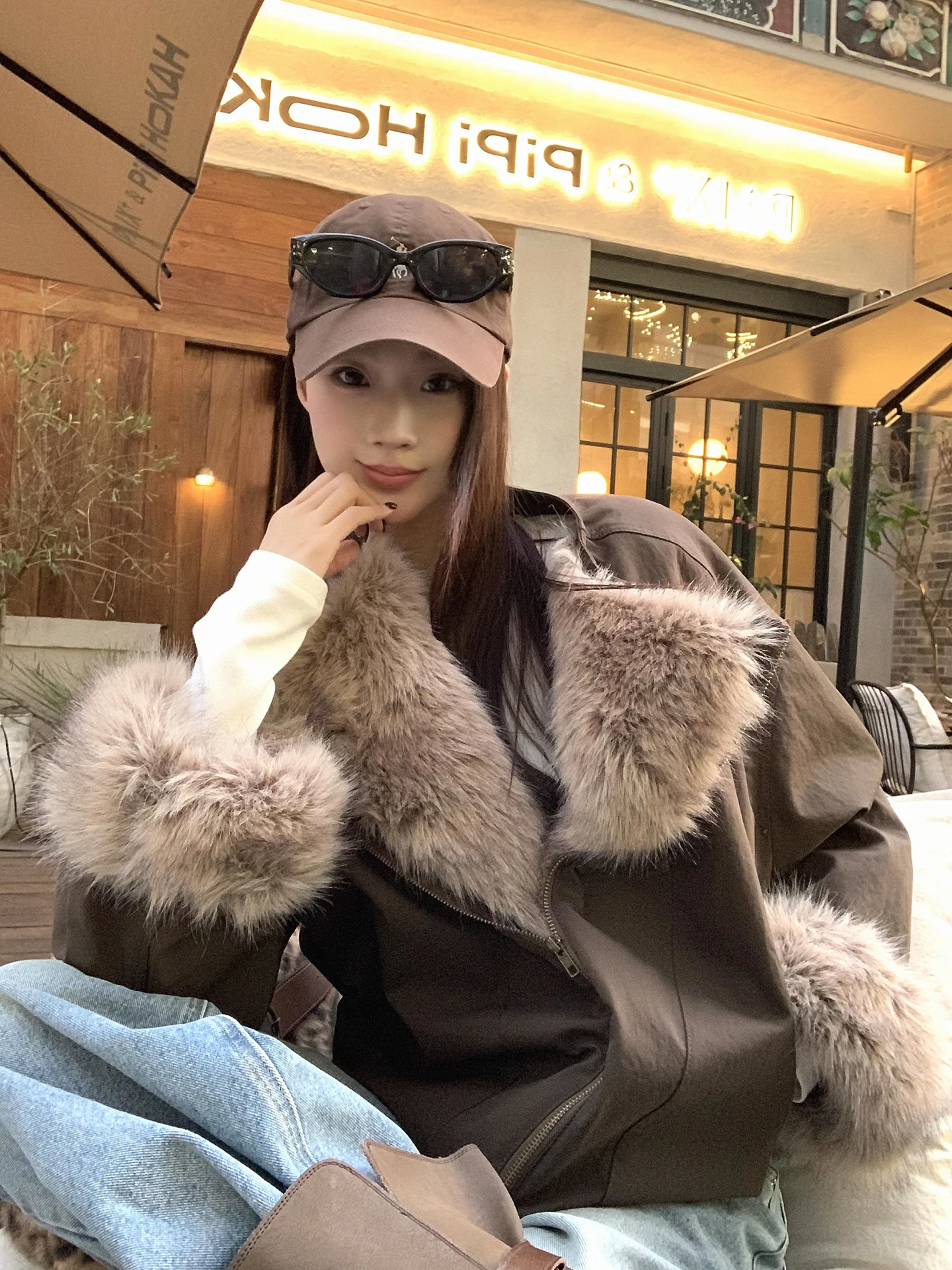 

Red Celebri Studio Women's Winter Jaet 2025 New Sle Coffee Color Cotton Coat Korean Sle Cotton Clothes Super ular
