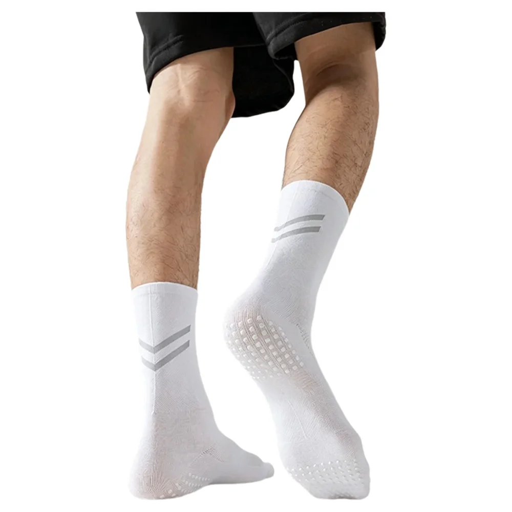 AliExpress NONE Professional Cycling Socks Anti-slip Night Riding Reflective Socks Breathable Quick Dry Outdoor Sport Running Socks