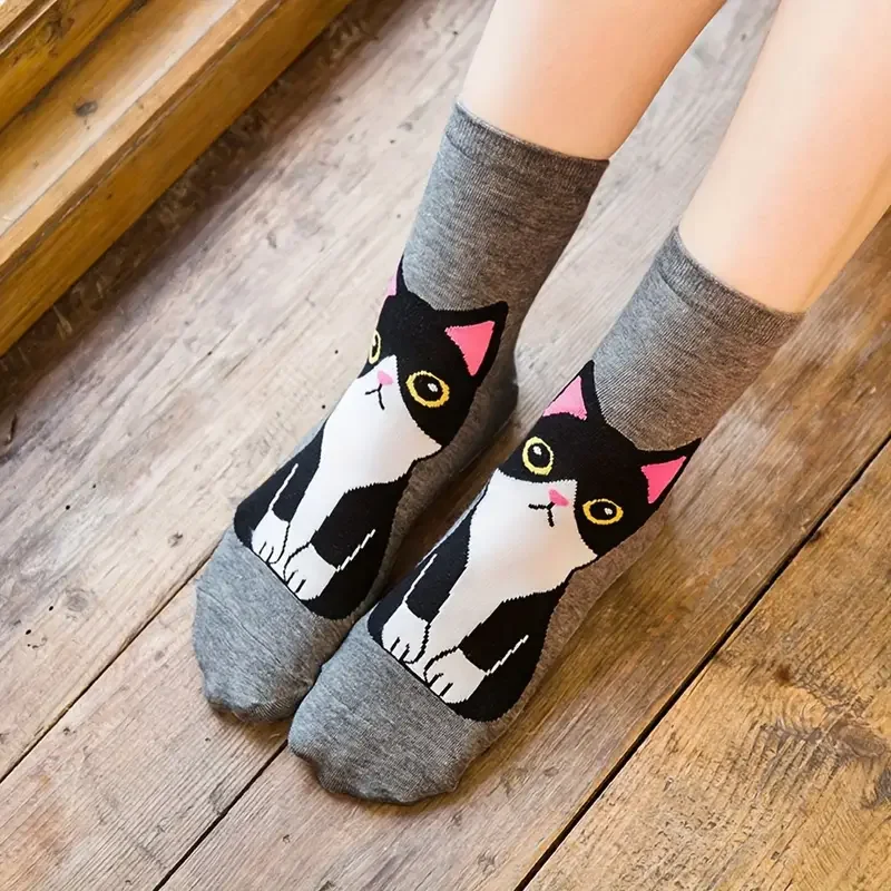 5 Pairs of girls' cartoon cat mid-tube socks Autumn stockings Girls' mid-tube socks Cute Animal print Design Cotton soft and com