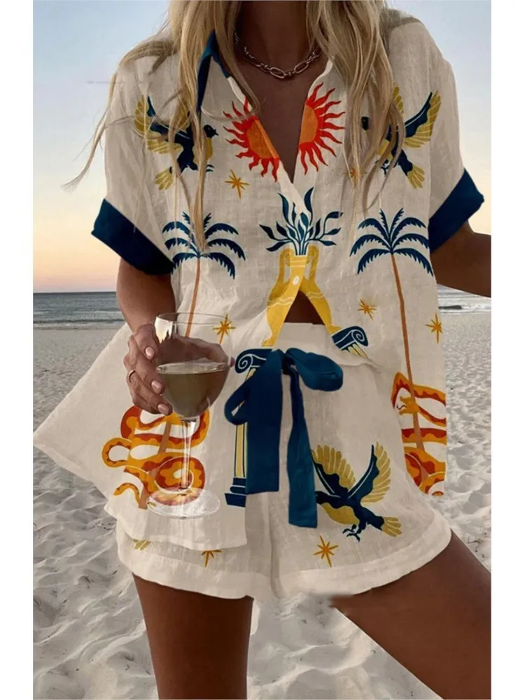 

Beach Vacation Shorts Set With Fashionable Digital Printing New Casual Short Sleeved Shirt Top+wide Leg Shorts Two-piece Set