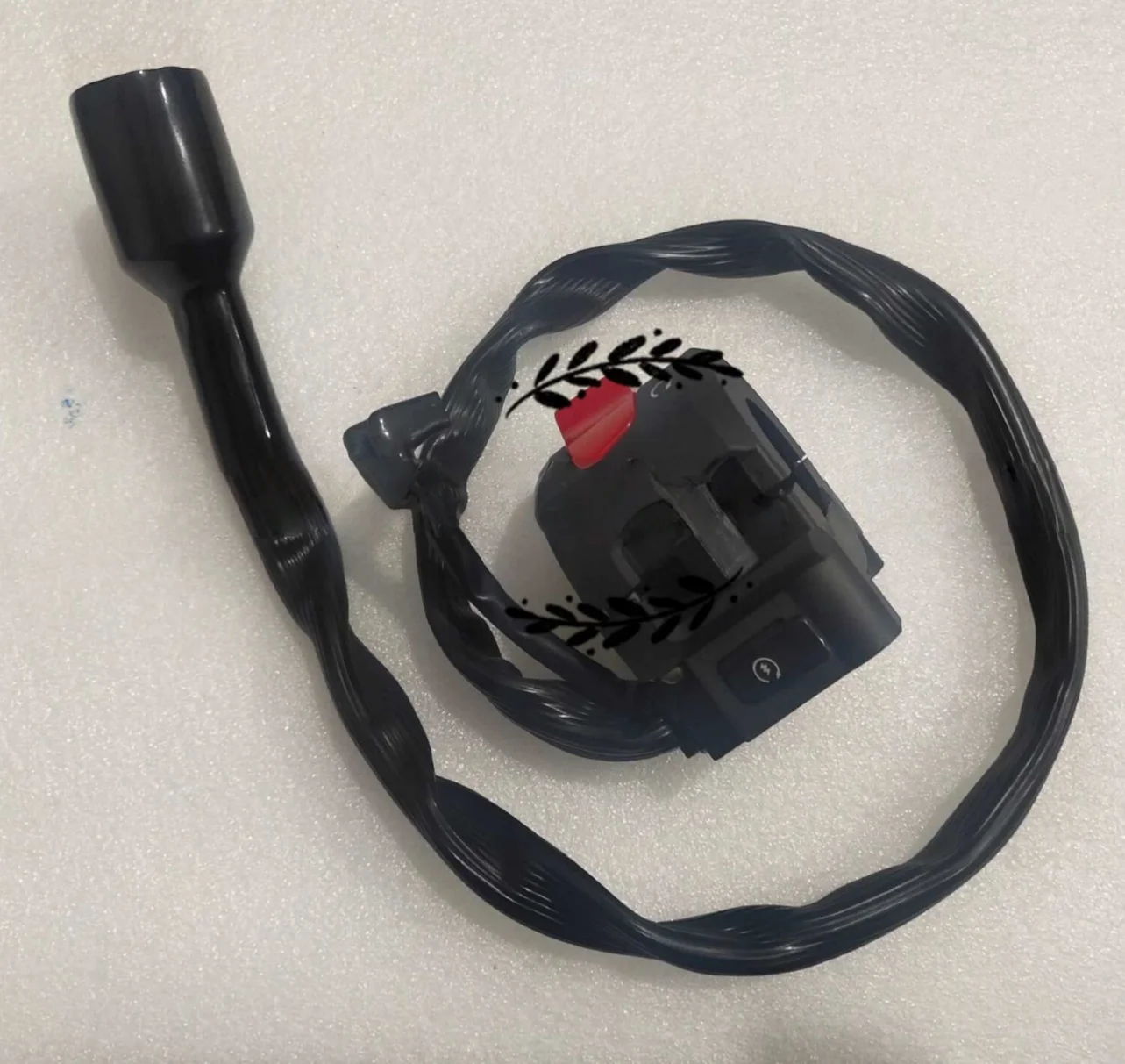Left and right seat switches activate horn dimmer switch for KEEWAY RKF125 for Benelli 150s 165s 180s BJ150-31 BN150S