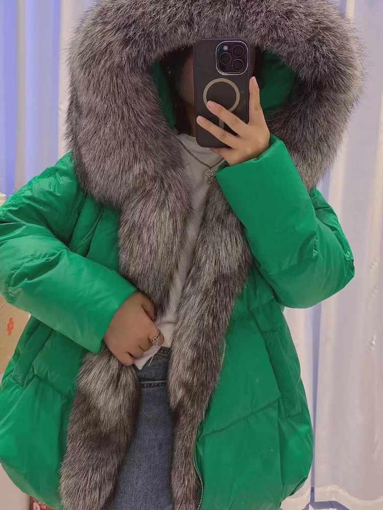 المرأة 2025 معطف الأبيض بطة أسفل سترة سوبر كبيرة ريال الفضة الثعلب الفراء طوق مقنعين موضة جديدة ملابس خارجية سترة منفوخة جديد #6