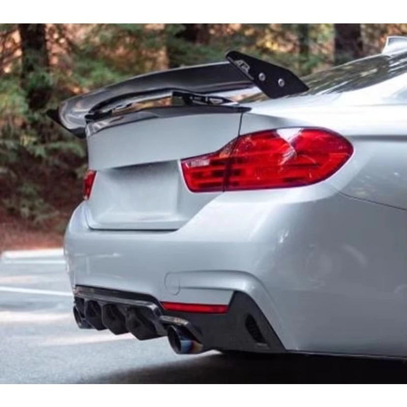 MAD Fang Style Carbon Fiber Rear Diffuser with Side Splitter for 2014+ For BMW F32 F36 435i/440i M Sport
