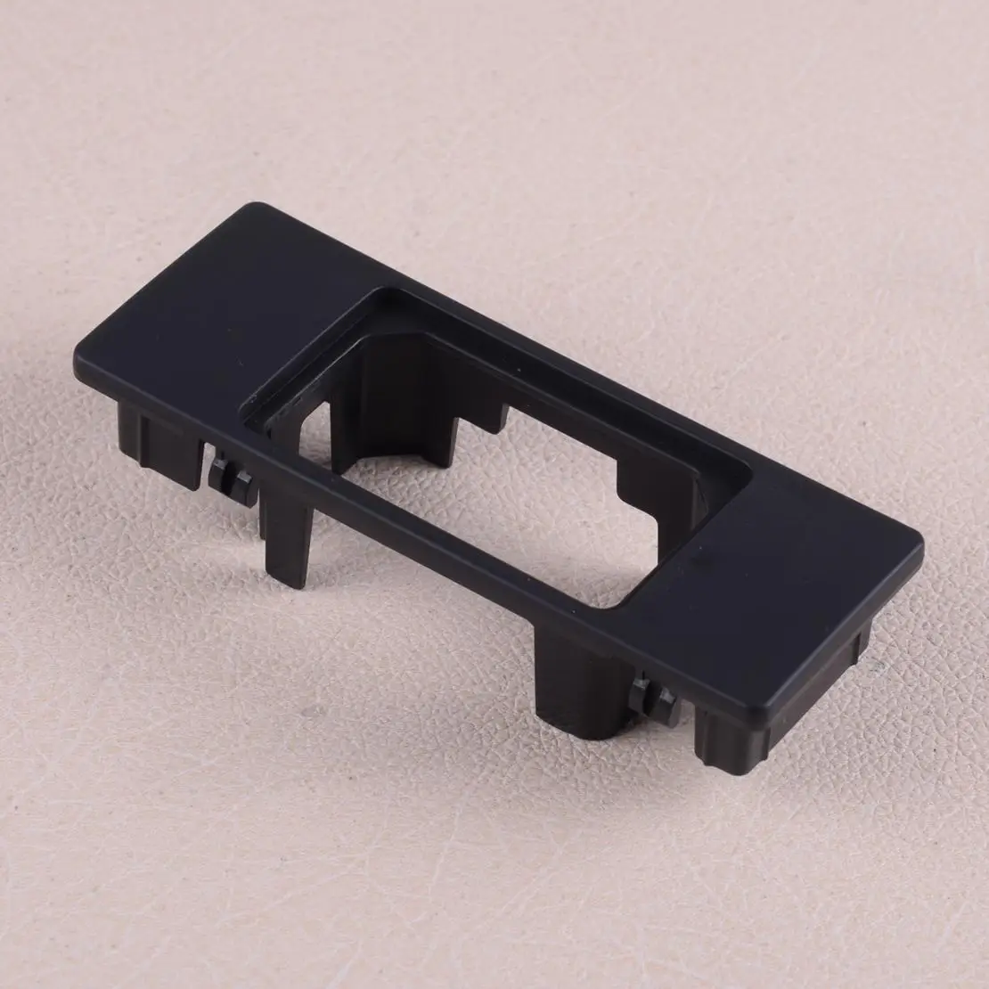 Black Plastic Car USB Carplay Interface Module Sync3 Multi-media Box Hub Cover Moulding Fit For Ford