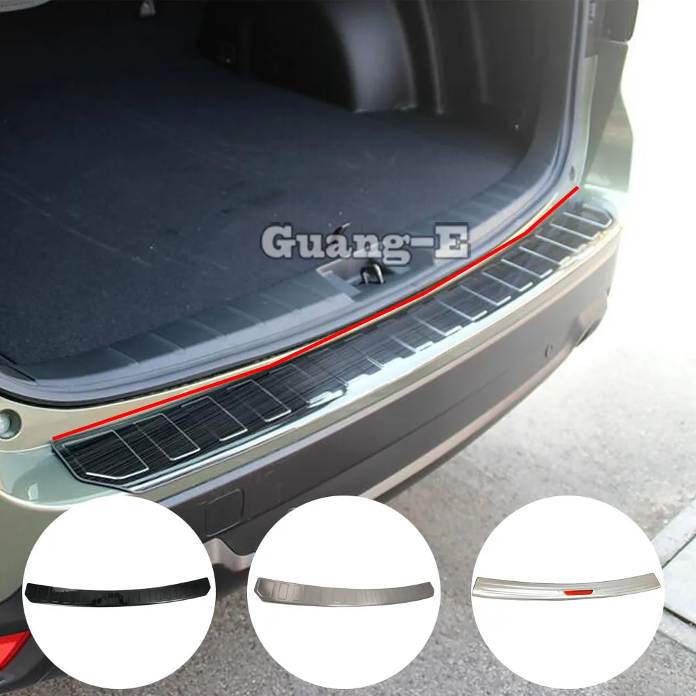 

Car Stainless Steel Back Rear Pedal Door Scuff Plate Frame Outside Threshold Trunk For Subaru Forester 2018 2019 2020 2021 2022