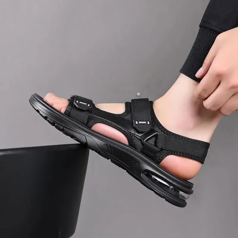 

Мягкие мужские сандалии для вождения на липучке, пляжная роскошная летняя распродажа 2025 H, распродажа из ПВХ с открытым носком, стили повседневного использования, трендовая обувь Eva для мужчин