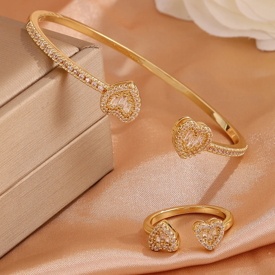Yupsk 4-teiliges modisches Herz-Design-Armband-Ring-Set aus glänzendem Zirkon-Kupfer für Frauen, exquisiter, wunderschöner Schmuck für Hochzeiten und Partys – Detail 5