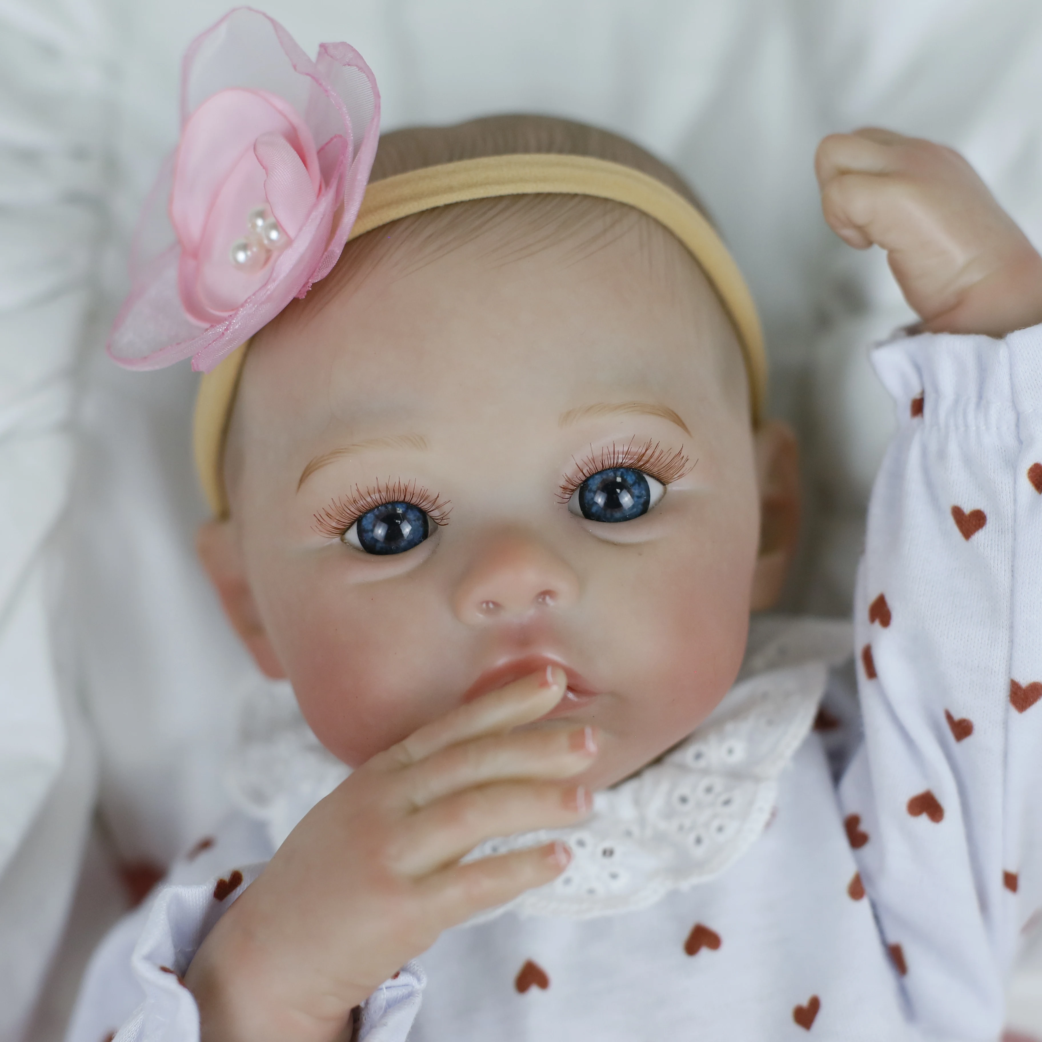 19 بوصة مرج اليدوية تولد من جديد دمية طفل ثلاثية الأبعاد الجلد رسمت باليد واقعية الوليد فتاة نابض بالحياة الدمى هدايا عيد الميلاد للأطفال