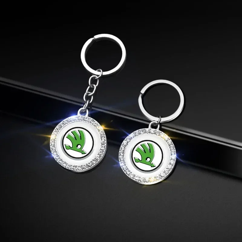 Car Keychain for Skoda Octavia 2 A7 Tour RS Fabia 2 1 Rapid Kodiaq Superb Kamiq Yeti Karoq Felicia Kodiak Key Rings Accessories