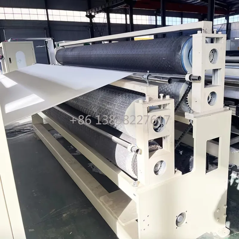 Automatic Toilet Paper Machinery with Simultaneous Trimming, Glue Spraying, Sealing and Shaft Extraction for Improved Efficiency