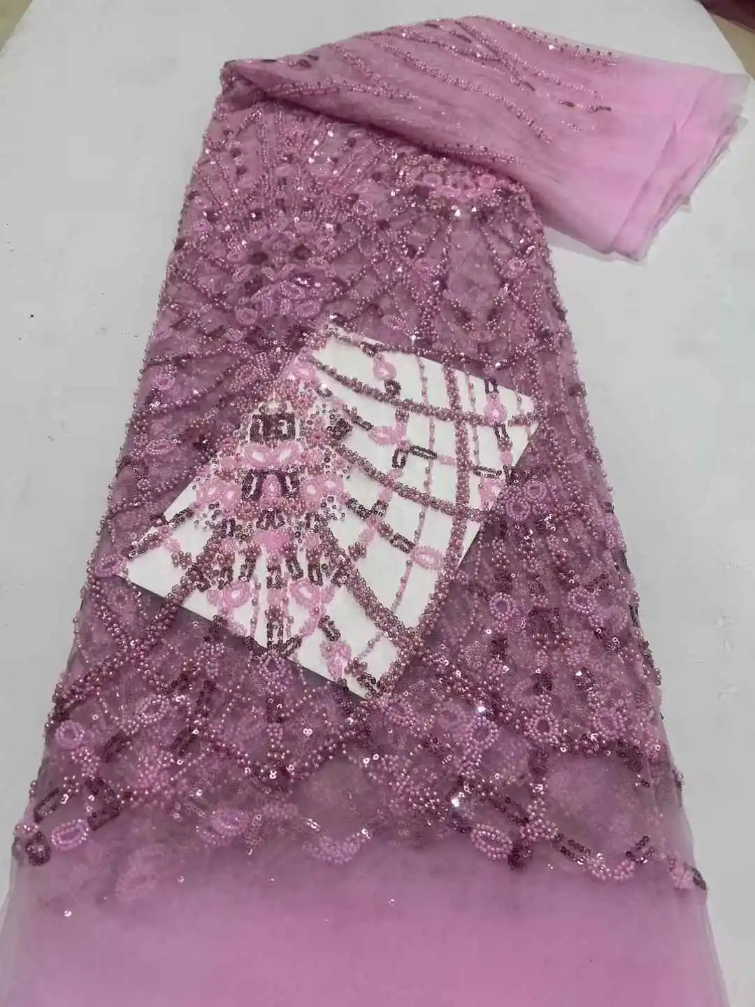 

Luxury Bead Tube Embroidery African Lace Fabric French Sequined Tulle Fabric For Nigerian Wedding Party
