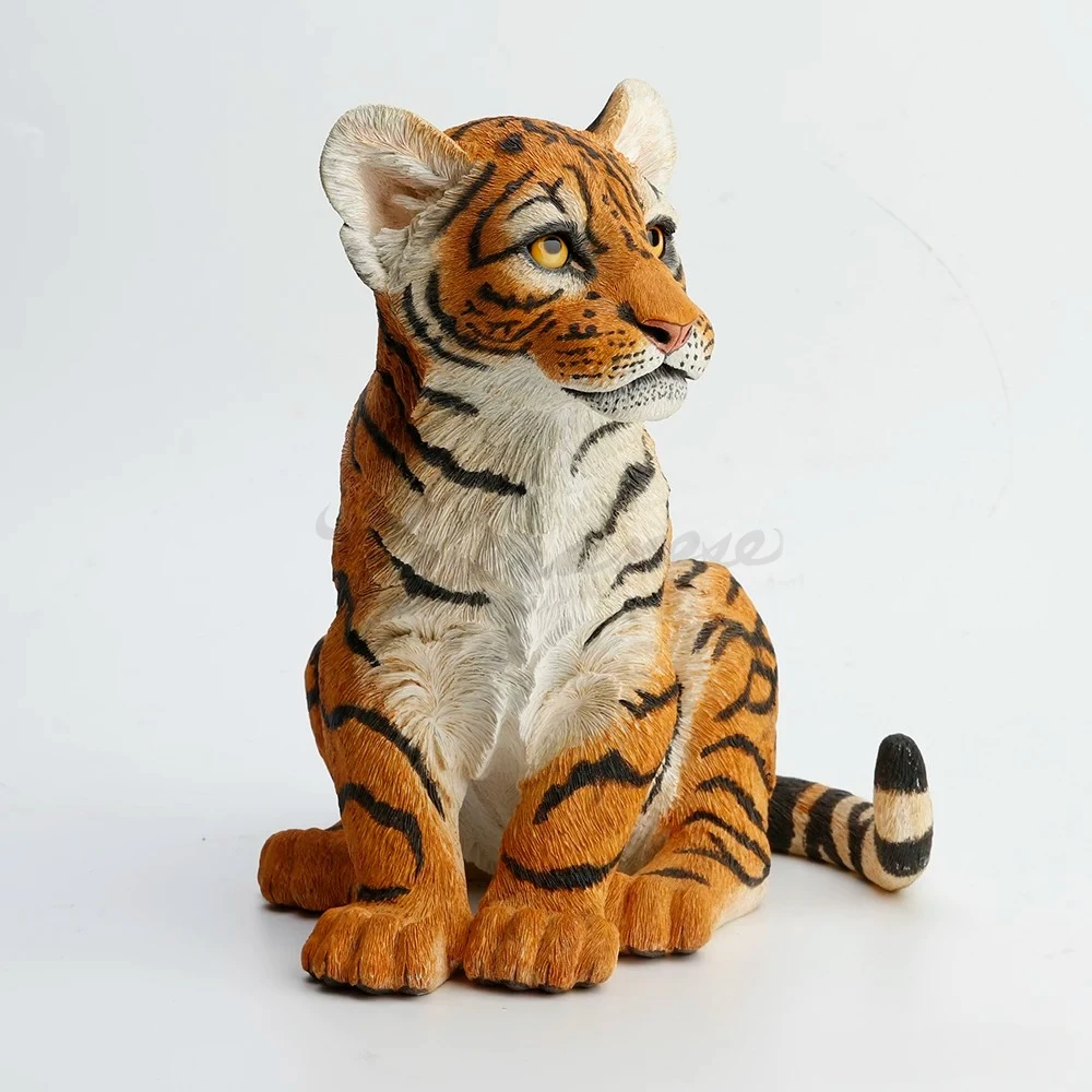 Sitting Baby Tiger Cub Resin Figurine Realistic Striped Tiger Sculpture Wildlife Animal Desktop Ornament Home Decoration Gift
