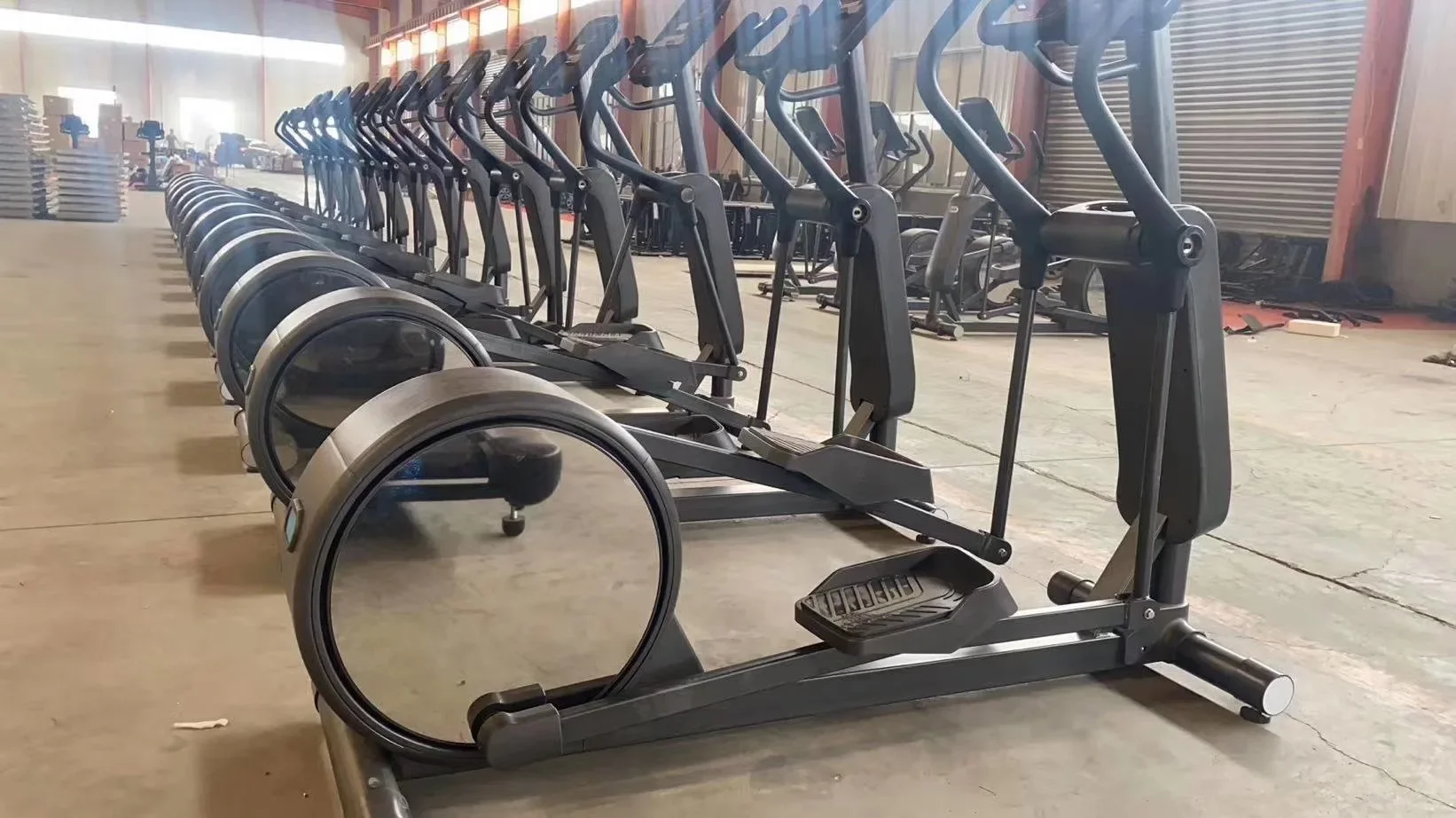 Atacado comercial cardio treinamento cross trainer equipamento de ginástica espelho elíptico para venda