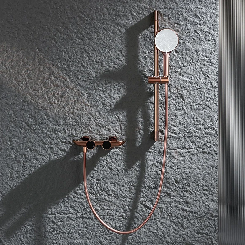 新デザイン業務用高級シャワーヘッドシステム家庭用浴室蛇口ホテルシャワーセット