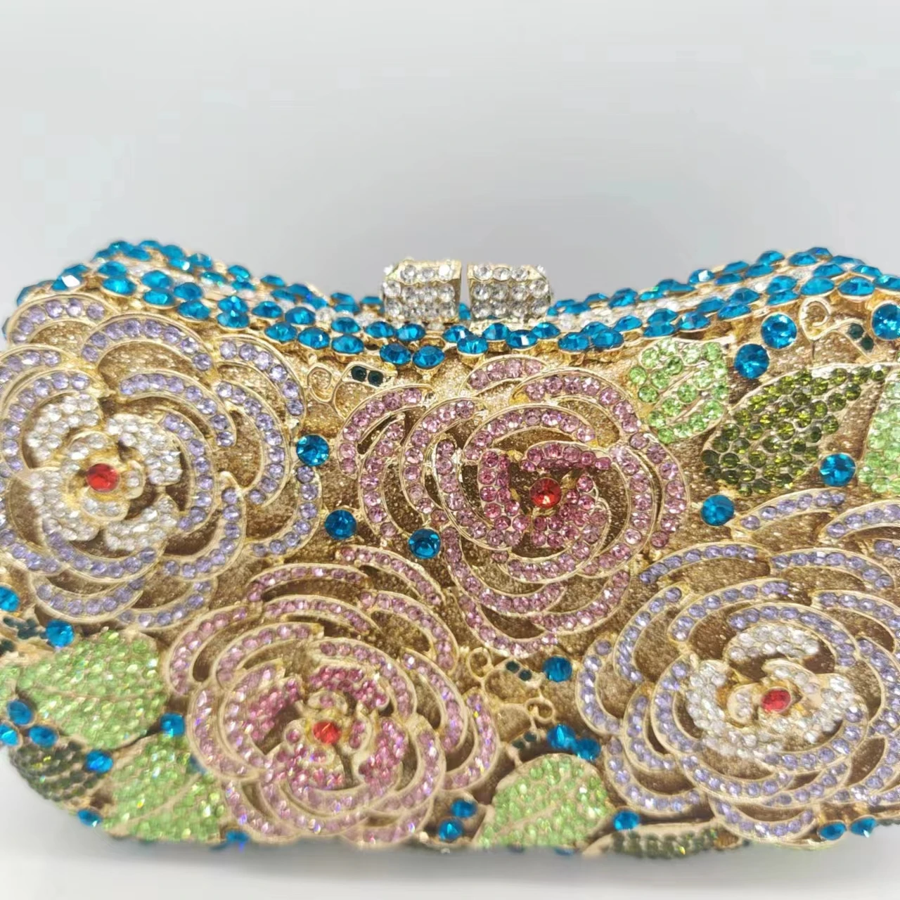 

Yuhong New Rose Diamond Dinner Bag Hollow Metal Diamond European and American Banquet Luxury Chic Evening Bag