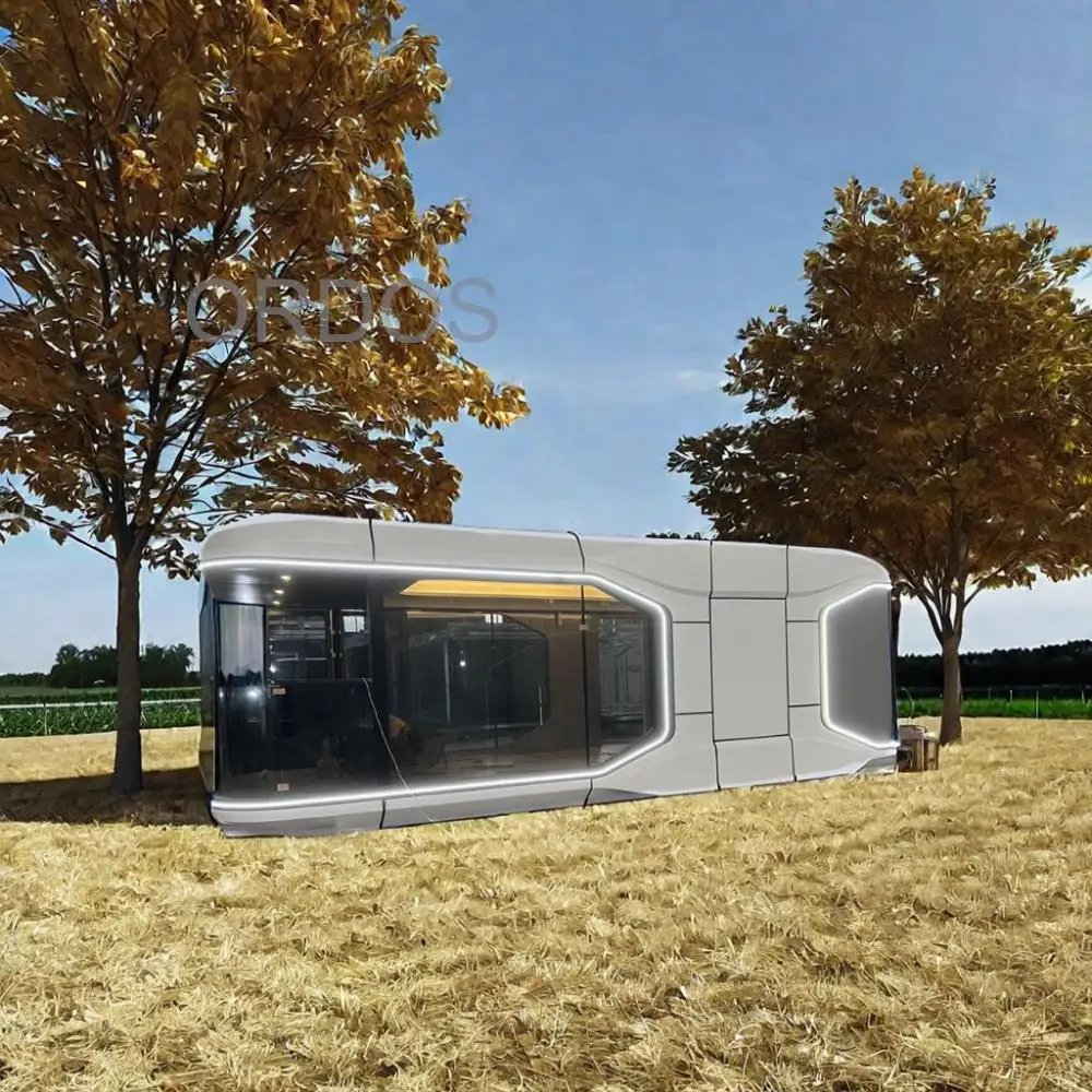 High Quality Luxury Tiny Casas Prefabricated Steel Space Capsule Modern Industrial Mobile House Villa Hotel Outdoor Cheap Mobile