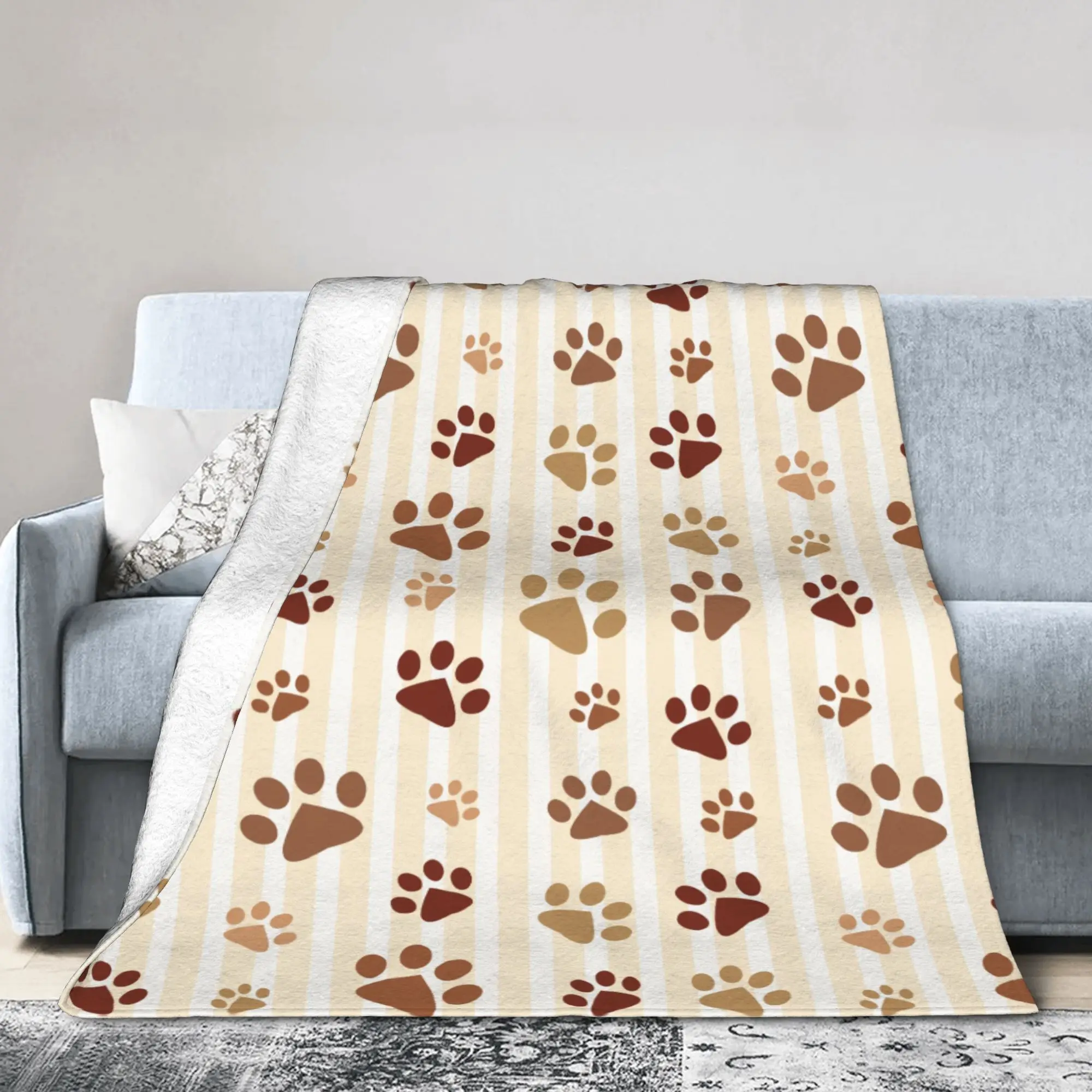 Cute Cat Dog Paw Blankets Coral Fleece Plush Summer Air Conditioning Multi-function Warm Throw Blankets for Bedding Rug Piece