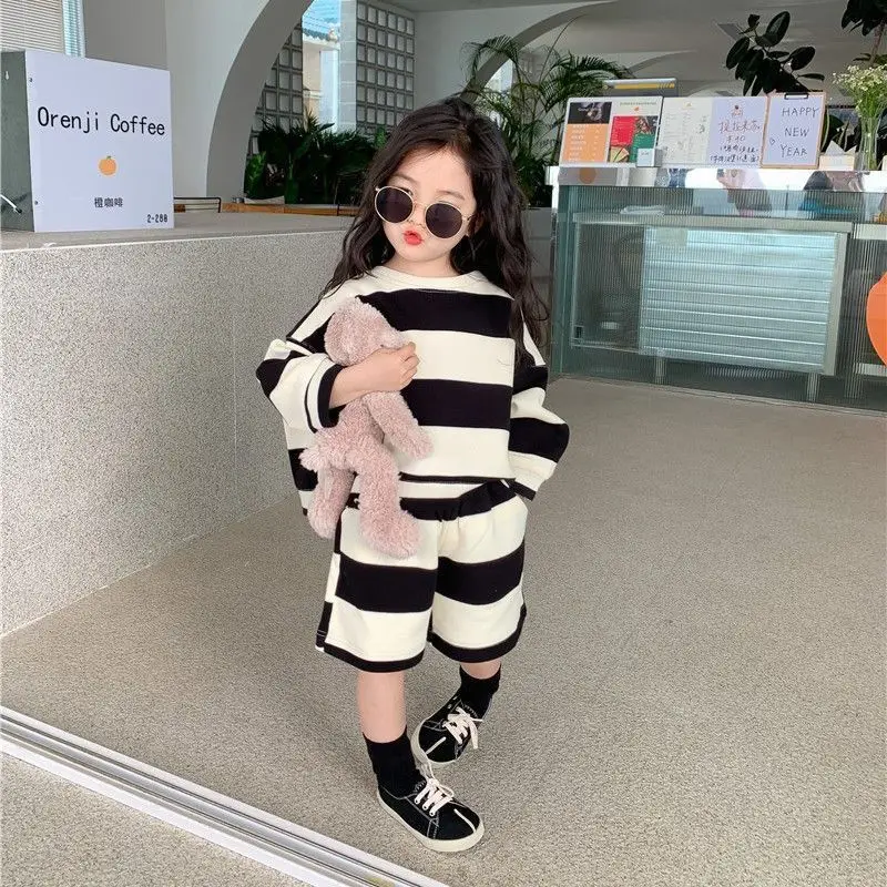 Boys and Girls Spring New High-end Hoodie Set, Children's Shorts Two-piece Set, Baby Stylish and Handsome